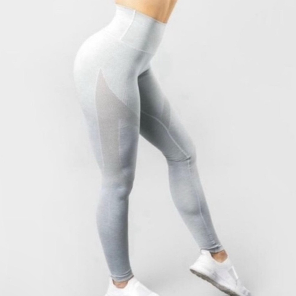 Alphalete AERO Light Gray Full Length Leggings NIP/NEW